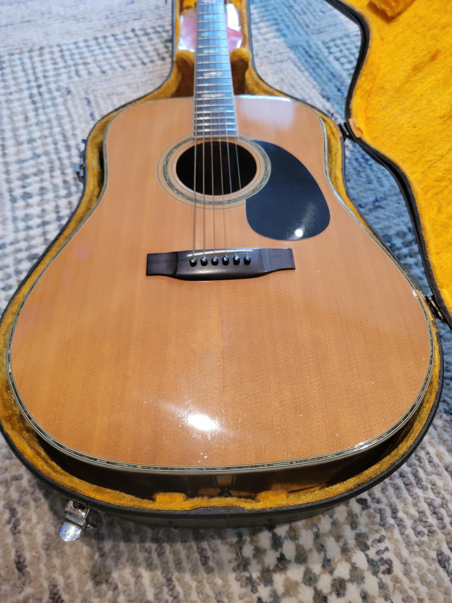 K. Yairi YW600 Dreadnought