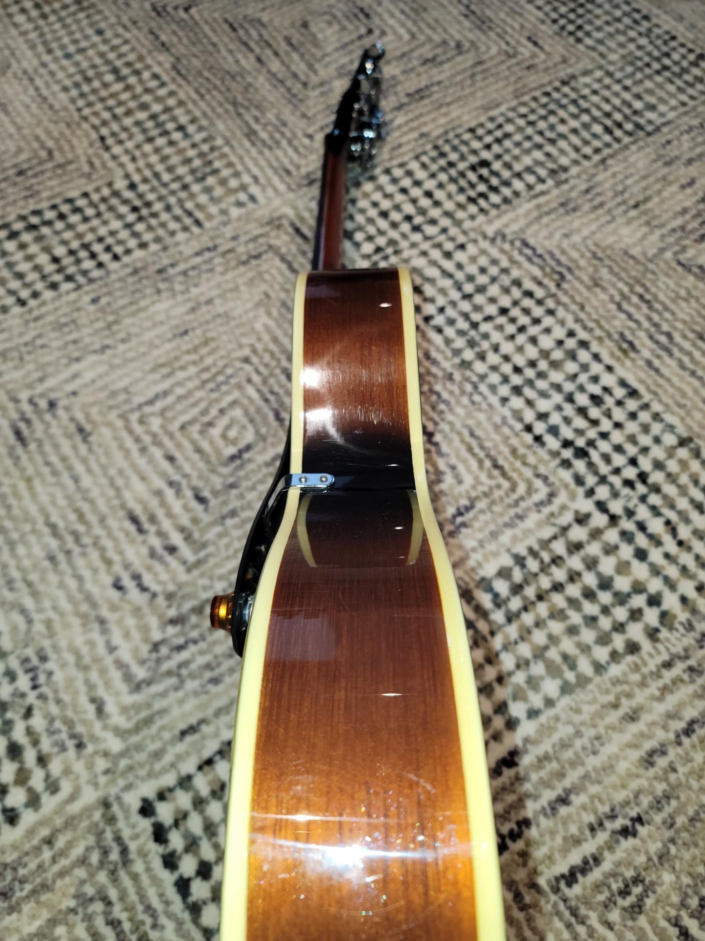 Washburn HB15 -TB Guitar