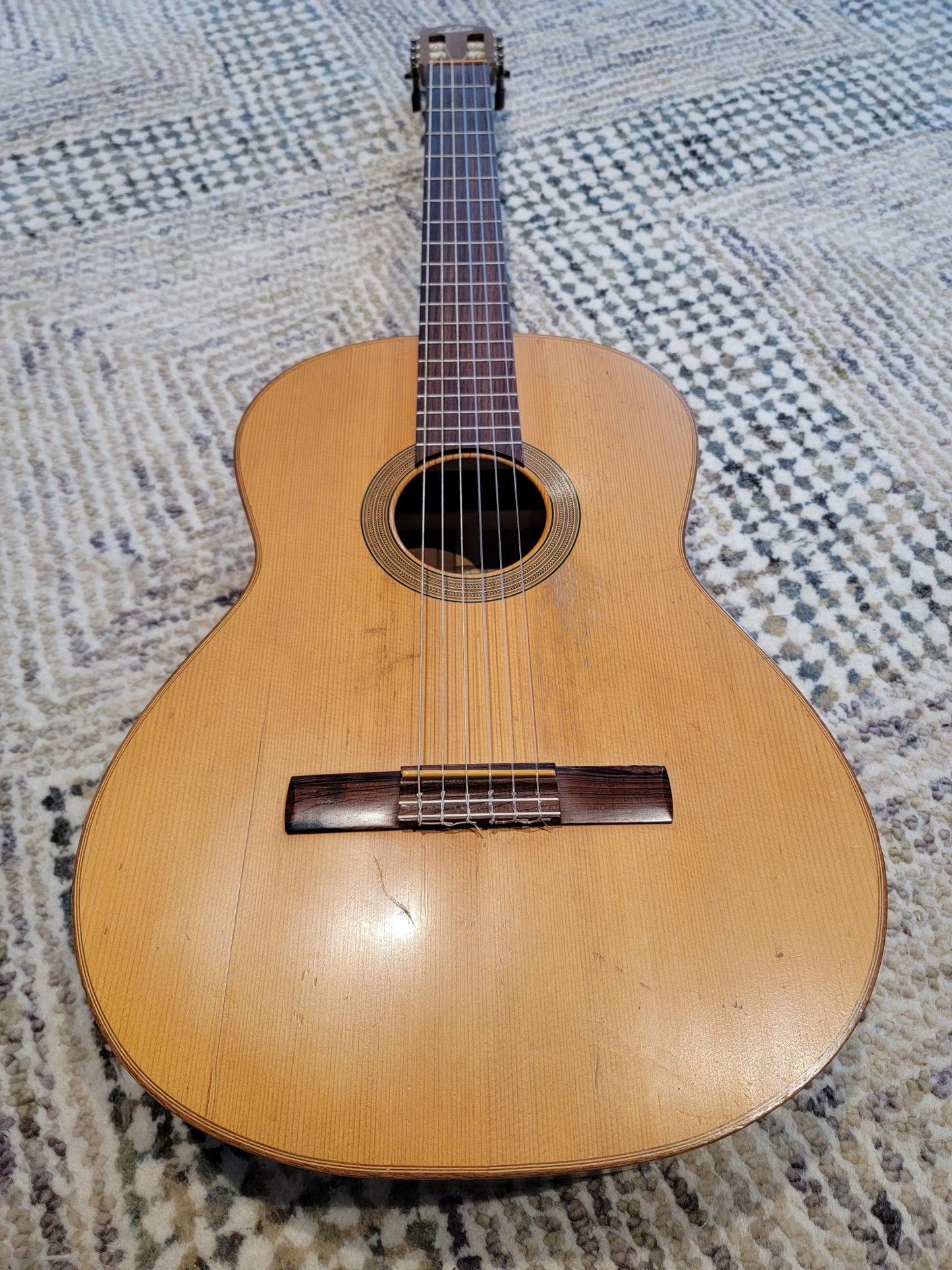 Levin Concert guitar C11