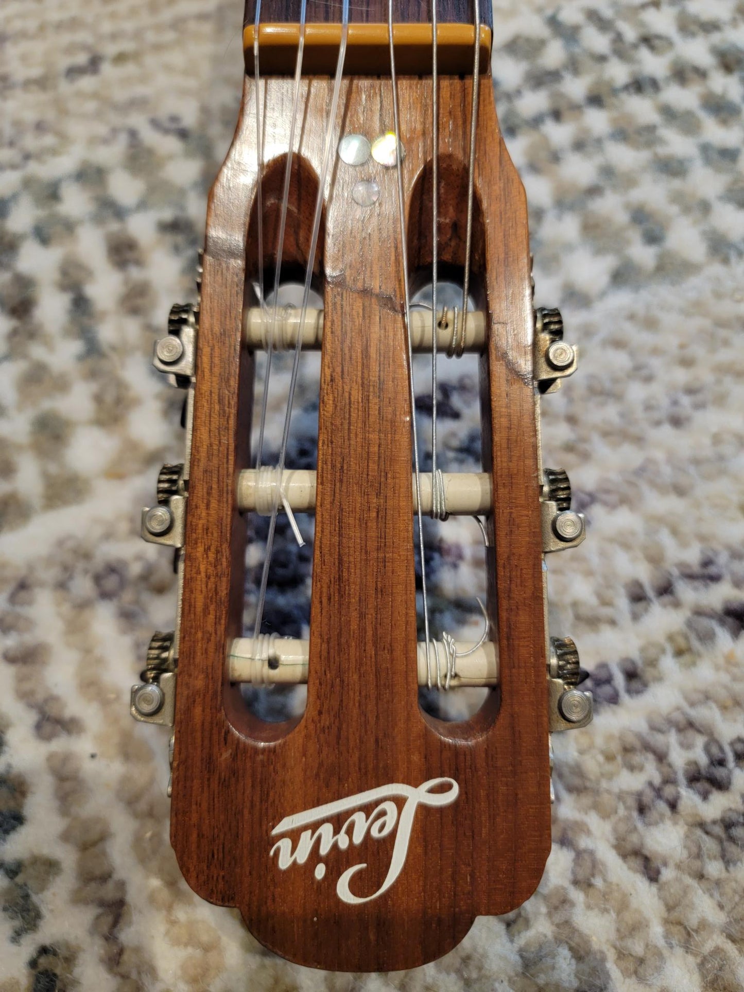 Levin Concert guitar C11
