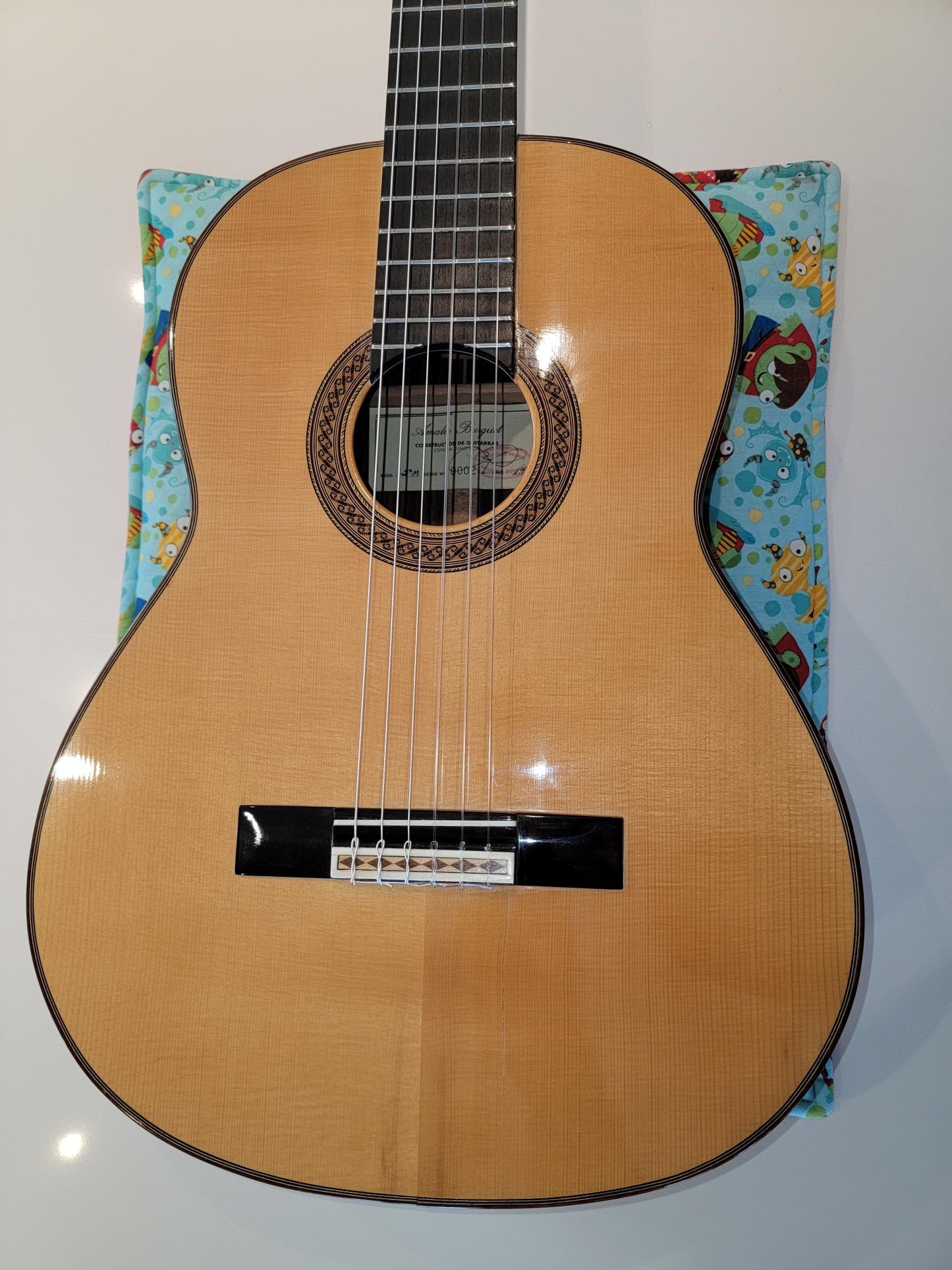 Amalio Burguet 2M Cedar